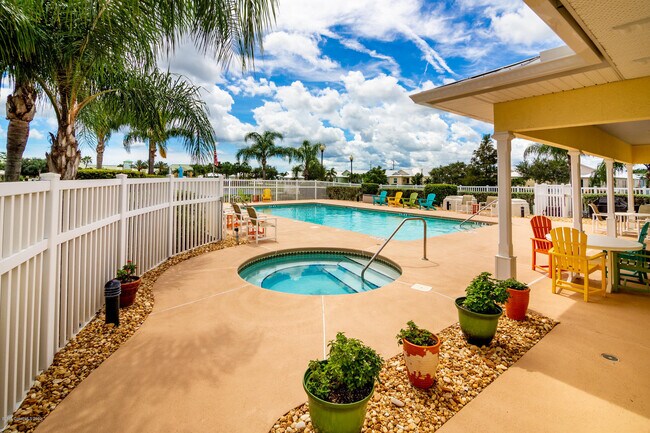 Foto del edificio - 4070 Alamanda Key Dr
