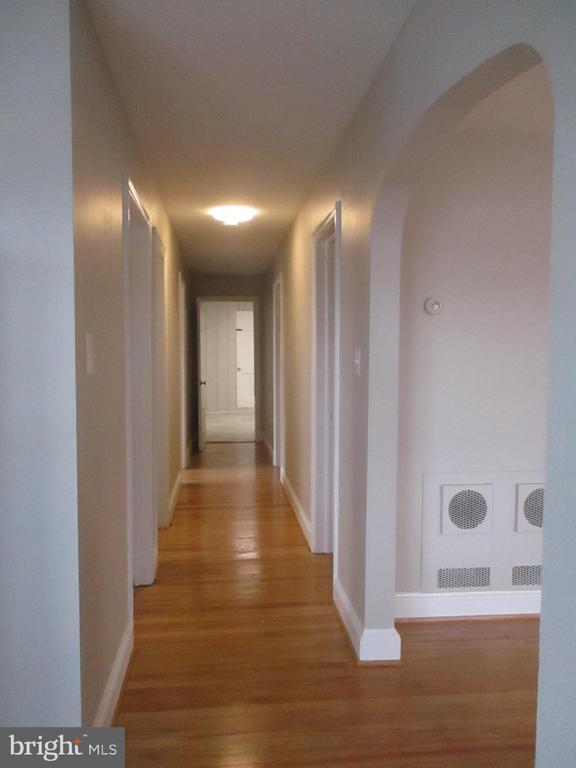 Foto del edificio - 204 E Ridgeville Blvd