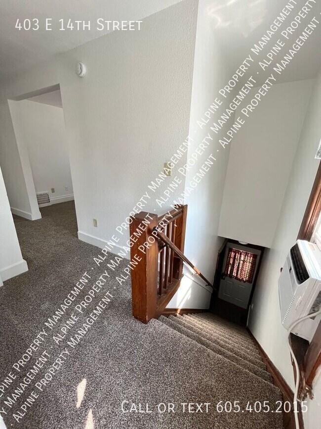 Foto del edificio - 403 E 14th St