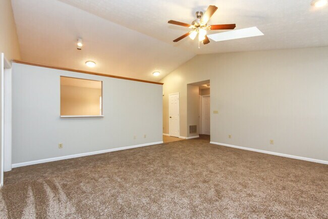 Foto del edificio - 12036 Pepperwood Dr