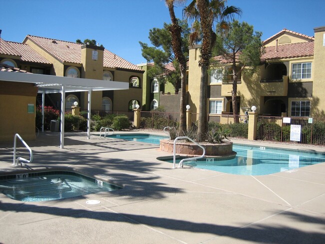 Foto del edificio - Condo - Spring Valley - 2 Bedrooms, 1 Bath...