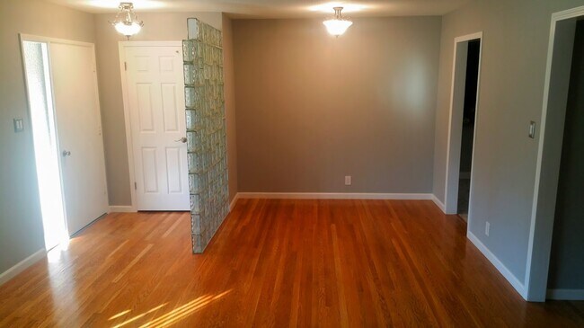 Building Photo - 4738 Griffith Ave