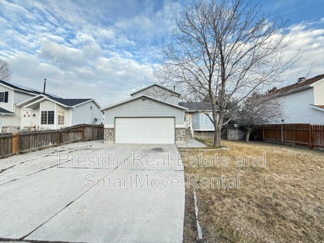 Photo - 6075 S 4840 W House