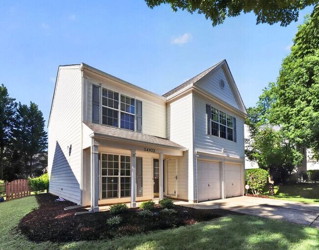 Foto del edificio - Beautiful 3BD/2.5BA Home in the Edinburgh Community of Ballantyne!