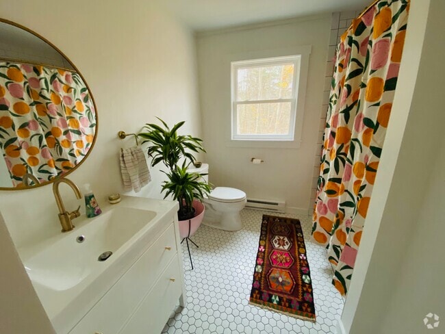 Building Photo - 367 Belwood Ave