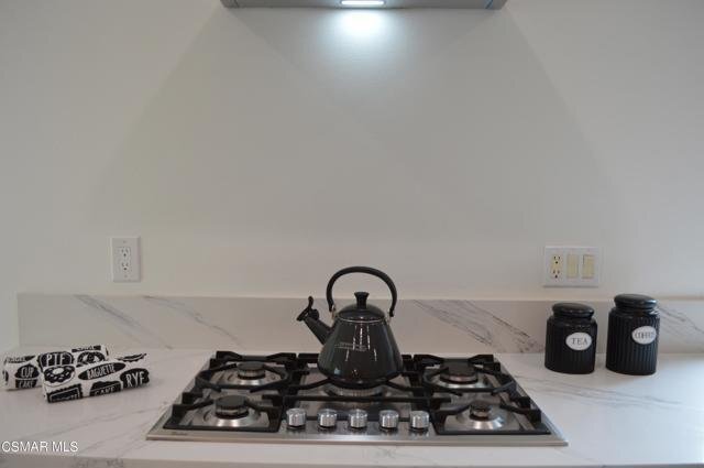 Foto del edificio - 675 Triunfo Canyon Road, Westlake Village,...