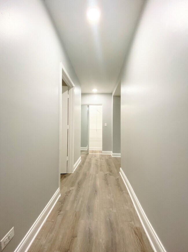 Foto del edificio - 4031 N Kenmore Ave