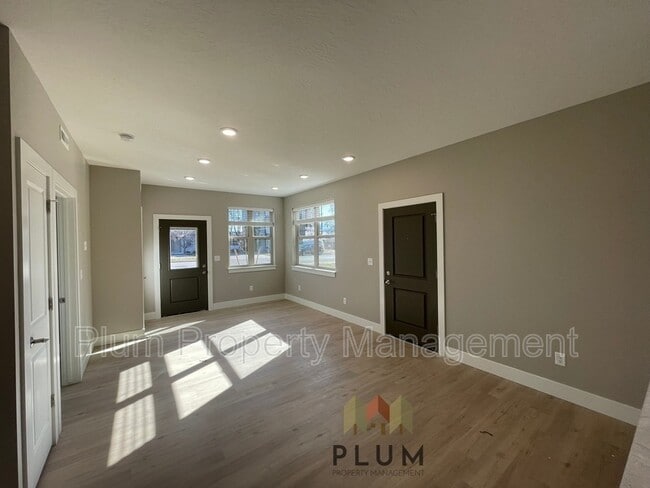 Foto del edificio - 1720 S 14th St W