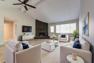 Building Photo - 2311 Pepperweed Dr