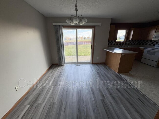 Building Photo - 12020 Wandering Way