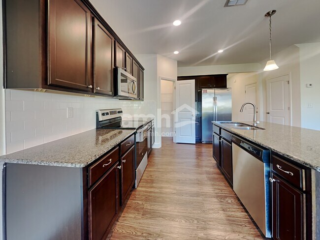 Foto del edificio - 3044 Eagle Bluff Way