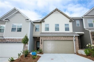 Building Photo - 648 Lansing Grove Way