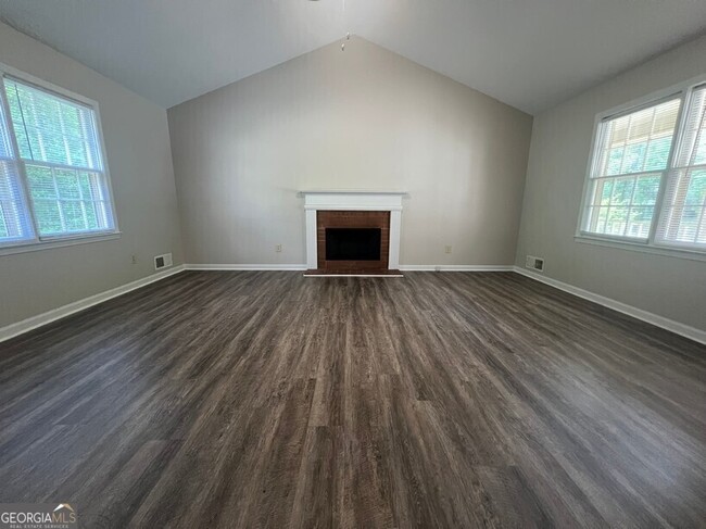Foto del edificio - 1606 Windy Hill Pl SE
