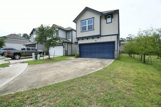 Building Photo - 104 Camelot Pl Ct