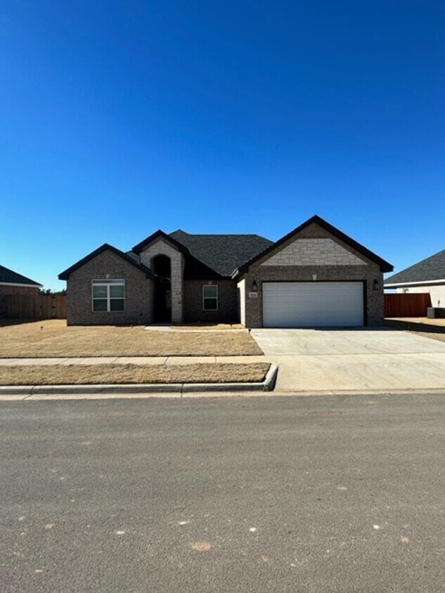 Primary Photo - 7010 COLDWATER DRIVE
