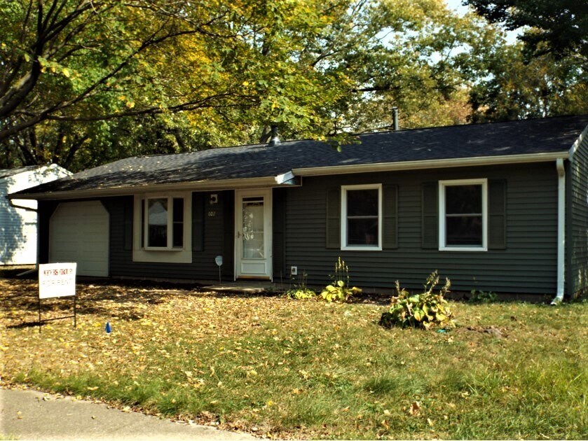 602 Dogwood Dr, Champaign, IL 61821 House Rental in Champaign, IL