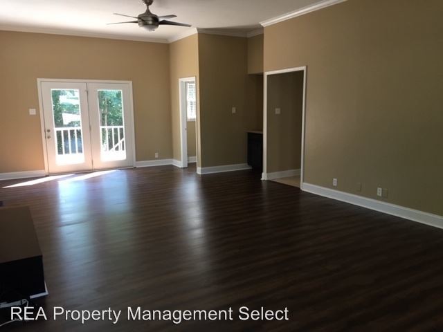 Foto del edificio - 3 br, 2.5 bath House - 528 E. Fox Den Drive