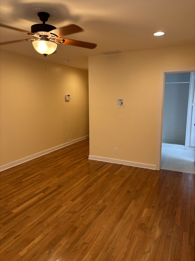 Foto del edificio - 534 S Reese St