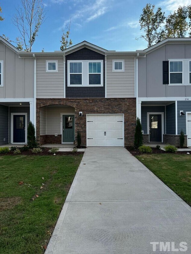 216 Brook Farm Ln, FuquayVarina, NC 27526 Townhome Rentals in Fuquay