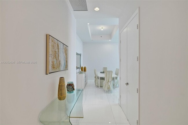 Foto del edificio - 16001 Collins Ave