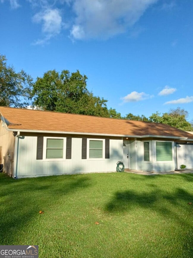 Building Photo - 419 Sunnyside Dr
