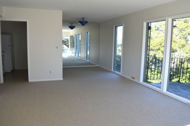 Building Photo - End Unit Sausalito Condo with Wrap-Around Deck