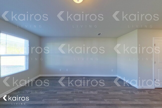 Building Photo - 130 Poplar Pass