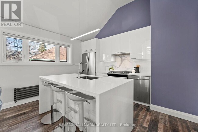 Photo du bâtiment - 272 King Edward Ave