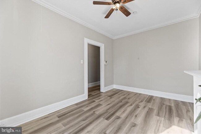 Building Photo - 1836 N Croskey St