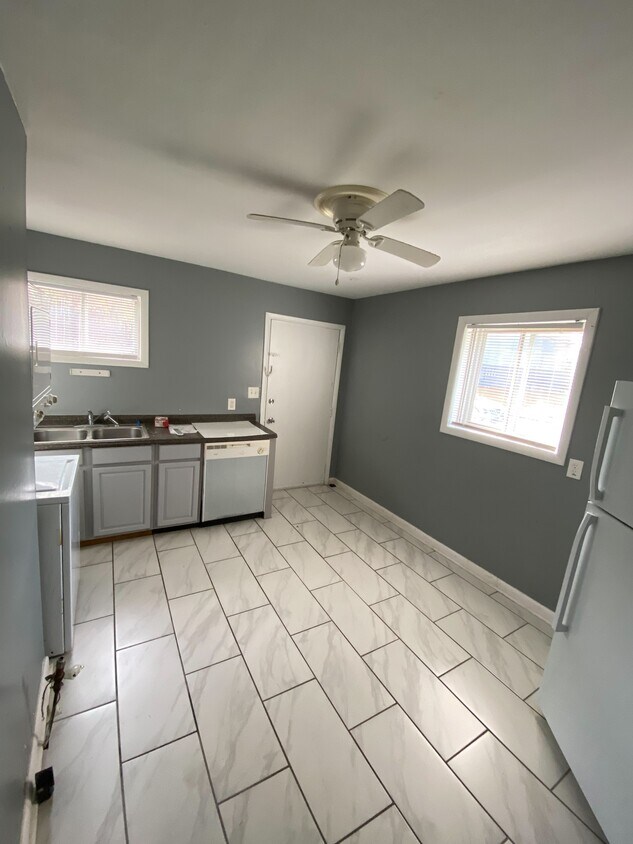 Foto principal - 701 S Chapman St