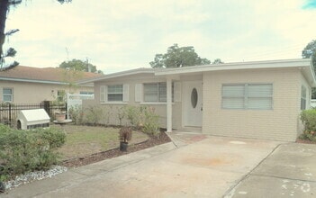 Building Photo - 2514 10th Ave Dr E