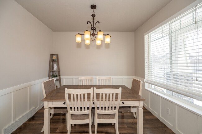 Foto del edificio - 794 Star Spangled Dr