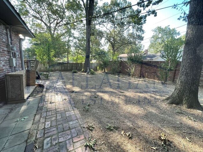 Foto del edificio - Lakewood 5 Bedroom