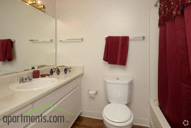 Bathroom - The Sapphire