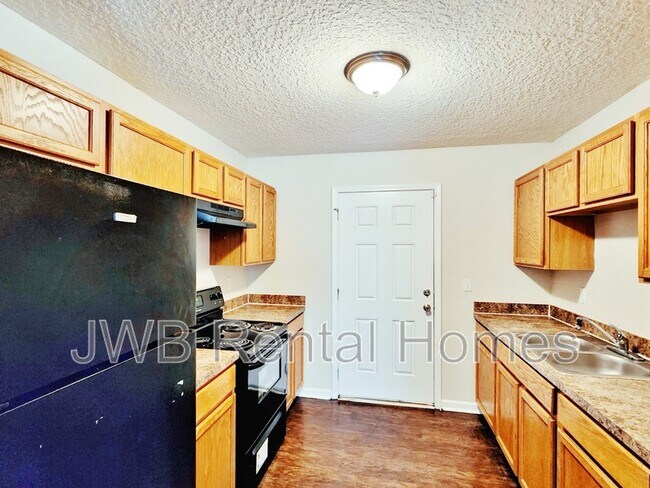 Foto del edificio - 3862 Grant Rd