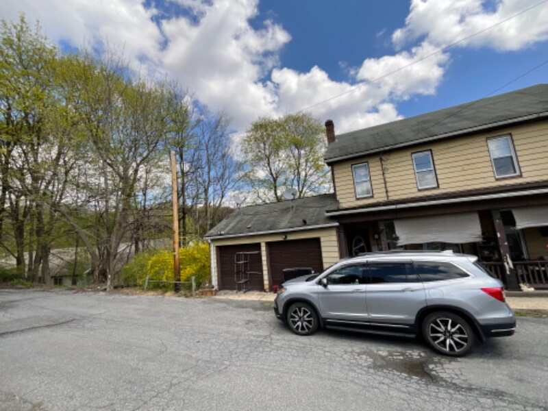 403 Gay St, Tamaqua, PA 18252 House Rental in Tamaqua, PA