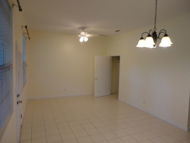 Building Photo - Cute Studio/Mother-in-law Suite PENDING LEASE