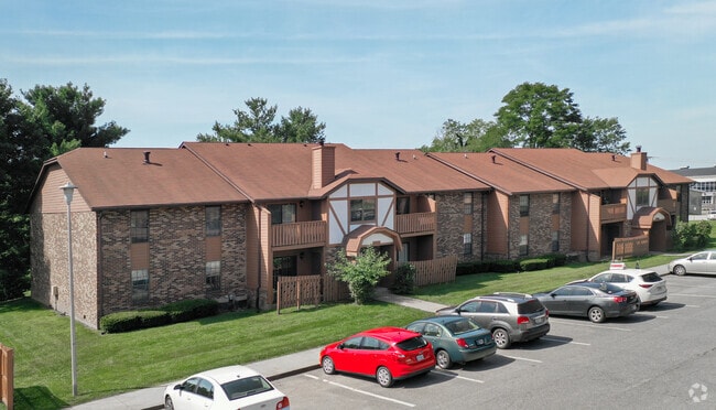 Building Photo - Summit Pointe