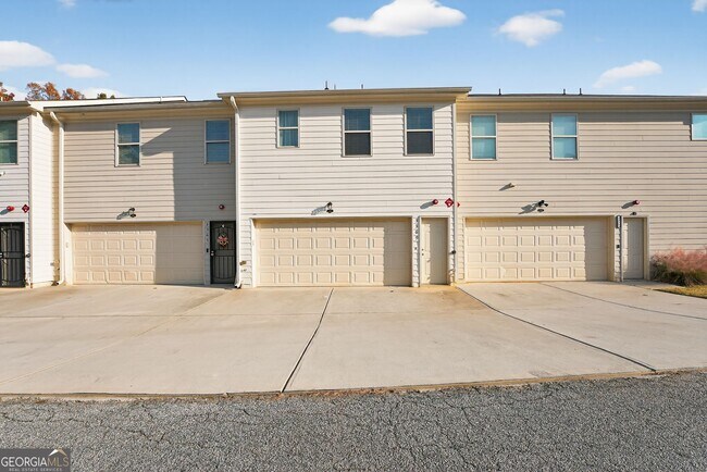 Building Photo - 3369 Hidden Stream Ct