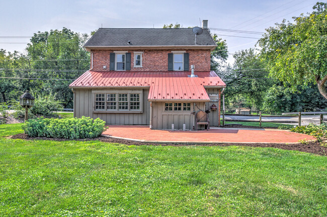 Building Photo - 2555 Old Philadelphia Pike