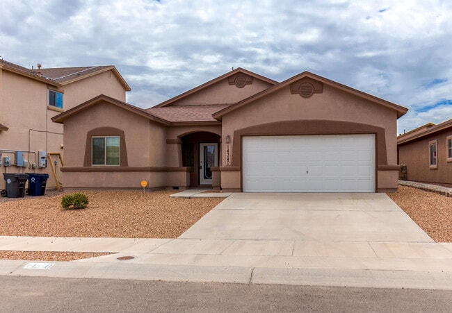 Building Photo - 14340 Apache Point Dr