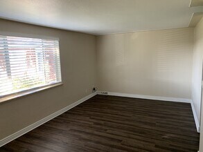 Building Photo - 4831 Ames St
