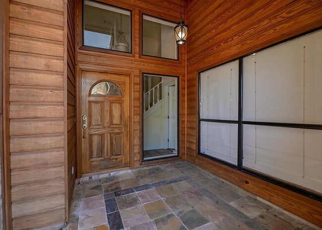 Building Photo - 12807 Suffolk Chase Ln