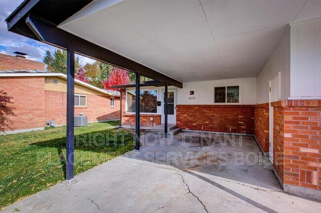 Foto del edificio - 2032 N 24th St
