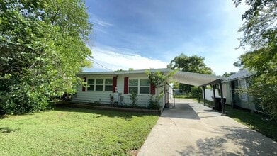 Building Photo - 4713 Thorpe Ave