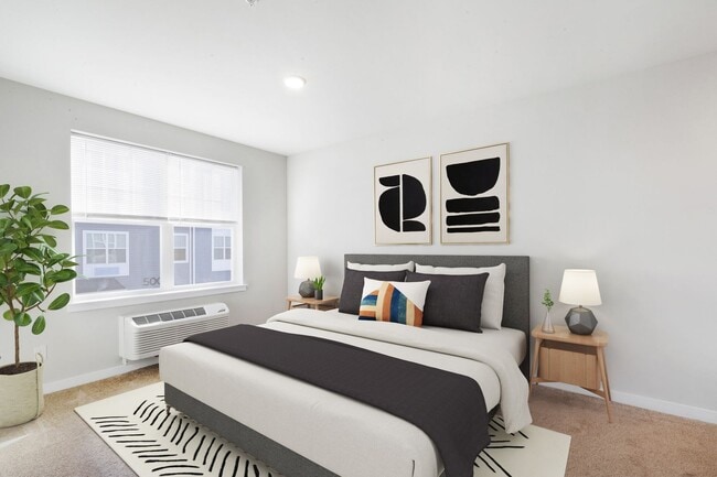 Interior Photo - Station Place