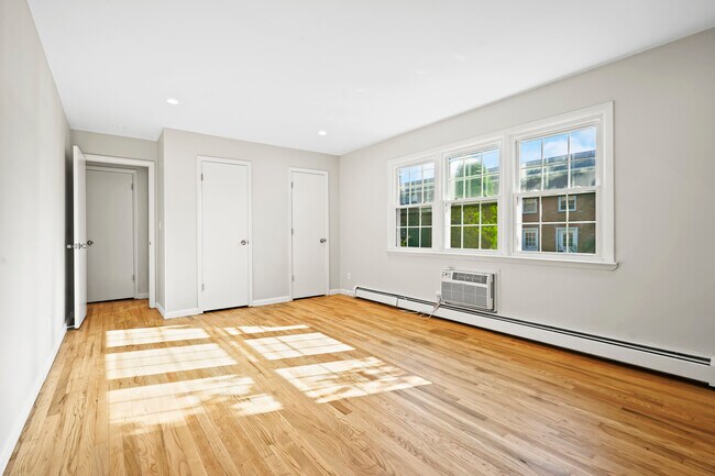 Foto del edificio - 364 Westwood Ave