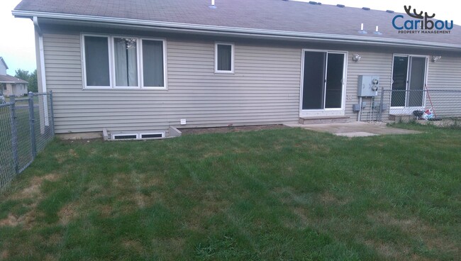 Building Photo - 424 Trail Side Dr