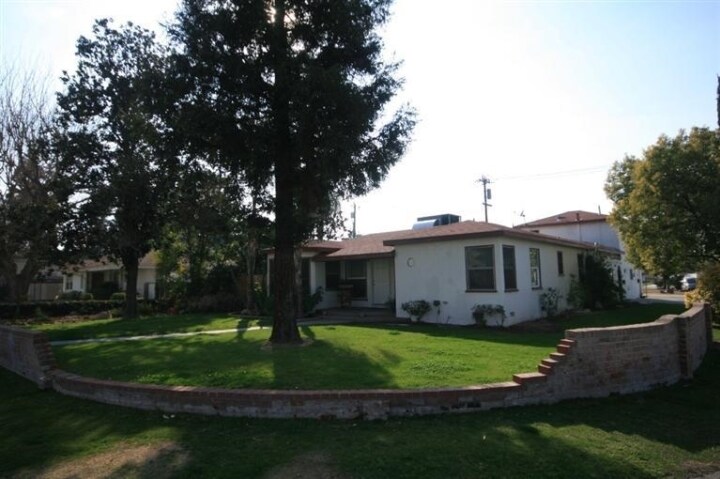 Primary Photo - 2230 Alta Vista Dr