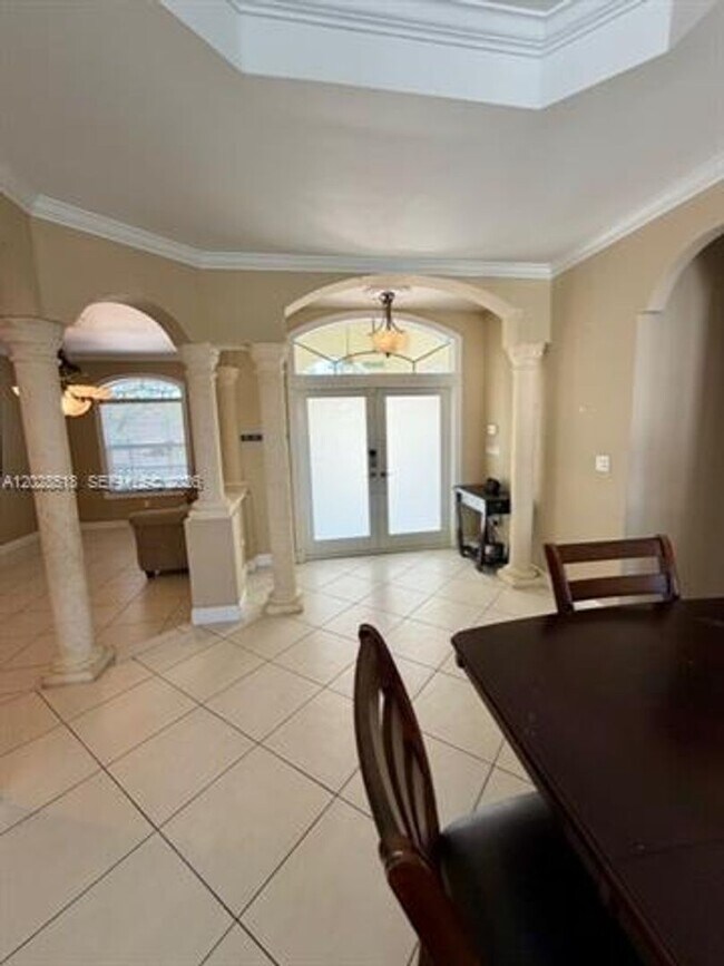 Foto del edificio - 9444 SW 78th St